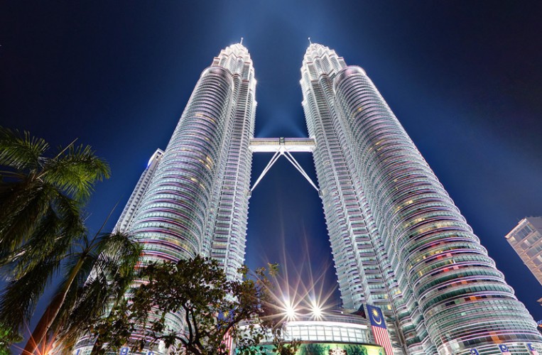 Petronas Towers. Kuala Lumpur, Malezya
